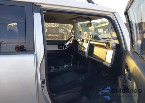 2007 Toyota Fj Cruiser from USA, damaged, VIN JTEBU11FX70026505